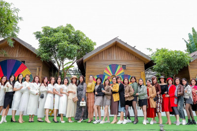 “Team Building & Gala” - Hoạt động trải nghiệm tại “PHÚC THỌ HOA BAY”