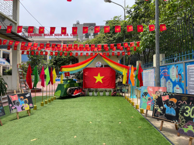 CHÀO MỪNG 50 NĂM GIẢI PHÓNG MIỀN NAM